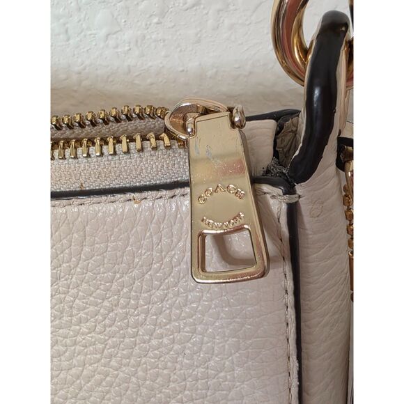 Coach Jess Baguette Pebble Leather Rainbow Strap Crossbody Bag White - Picture 6 of 16